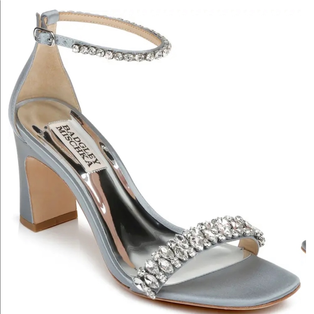Badgley Mischka blue jeweled block heel show